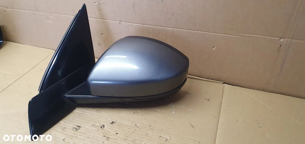 Lusterko zewnętrzne lewe 16 PIN EU Land Rover Discovery Sport L550 873 Corris Grey - 3