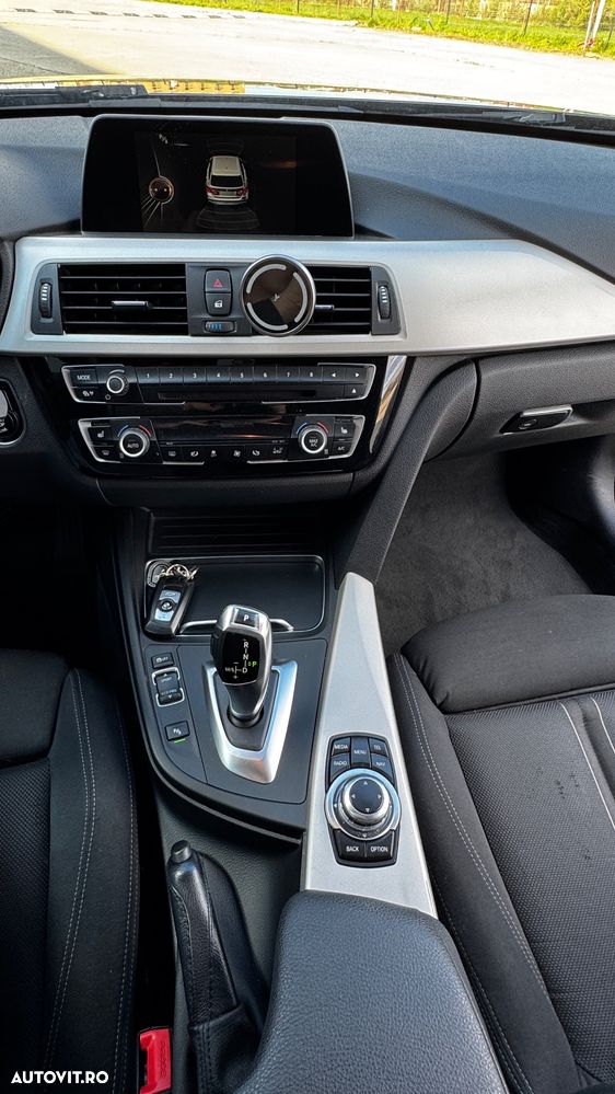 BMW Seria 3 320d Aut. Efficient Dynamics Edition - 13