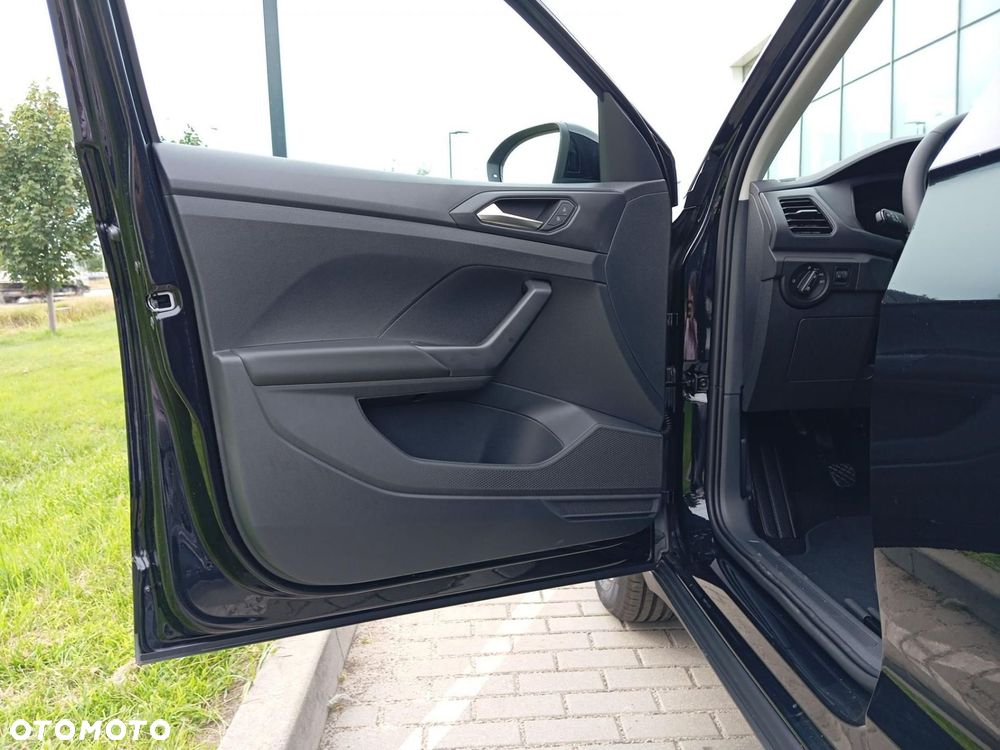 Volkswagen T-Cross - 11