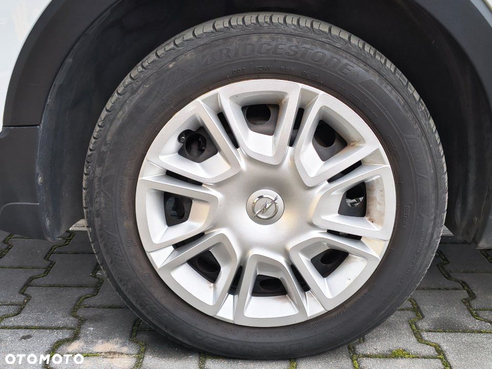 Opel Crossland X - 11
