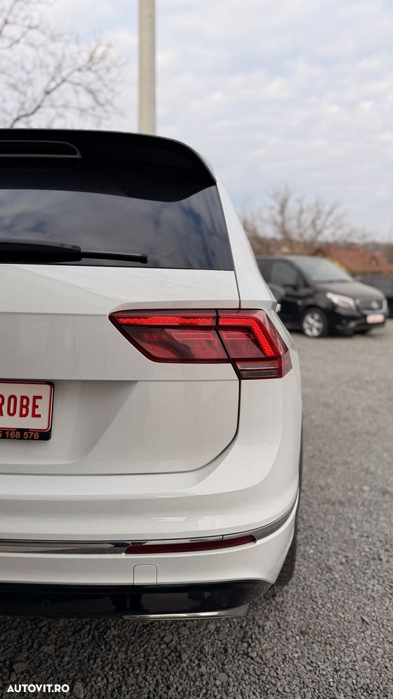 Volkswagen Tiguan - 32