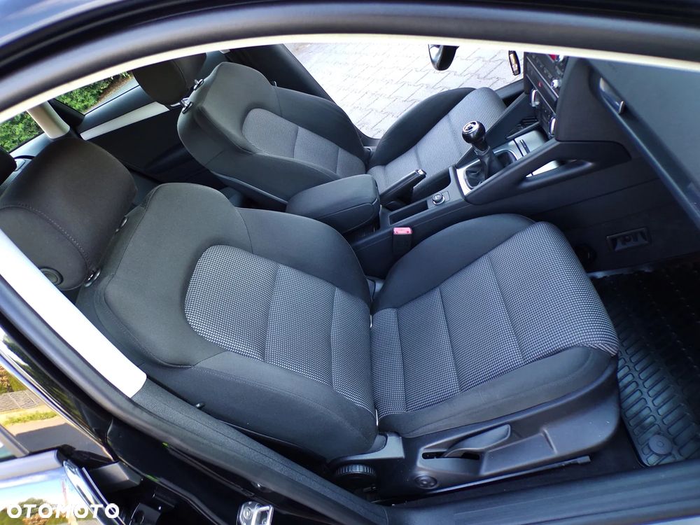 Audi A3 Sportback 2.0 TDI S line Sportpaket plus - 25
