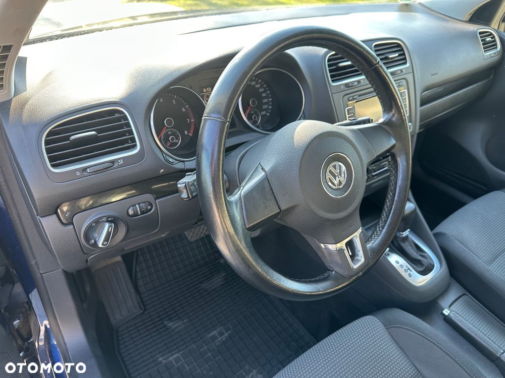 Volkswagen Golf 1.6 Trendline DSG - 8