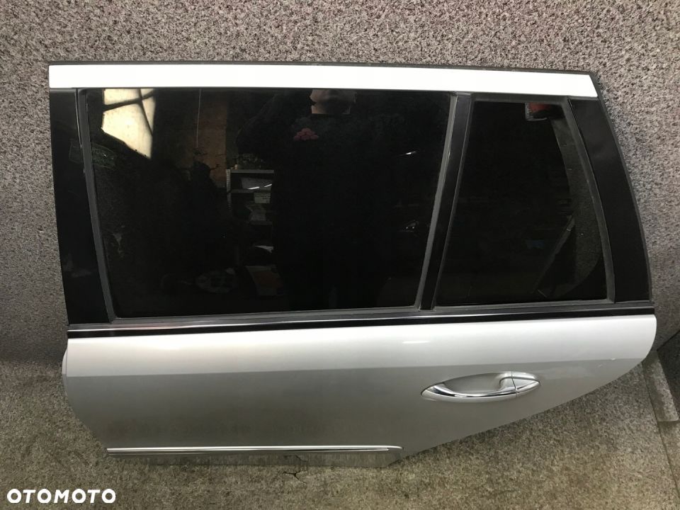 Mercedes W211 drzwi lewy tyl C744 KOMBI ELEGANCE - 3