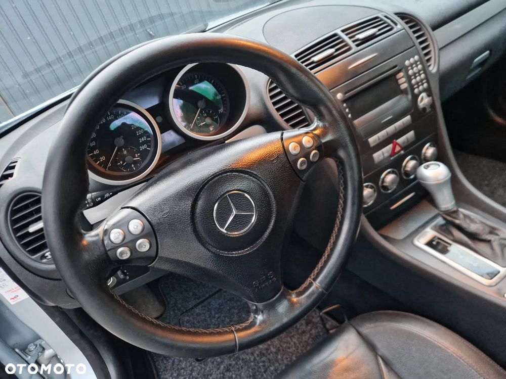 Mercedes-Benz SLK - 28