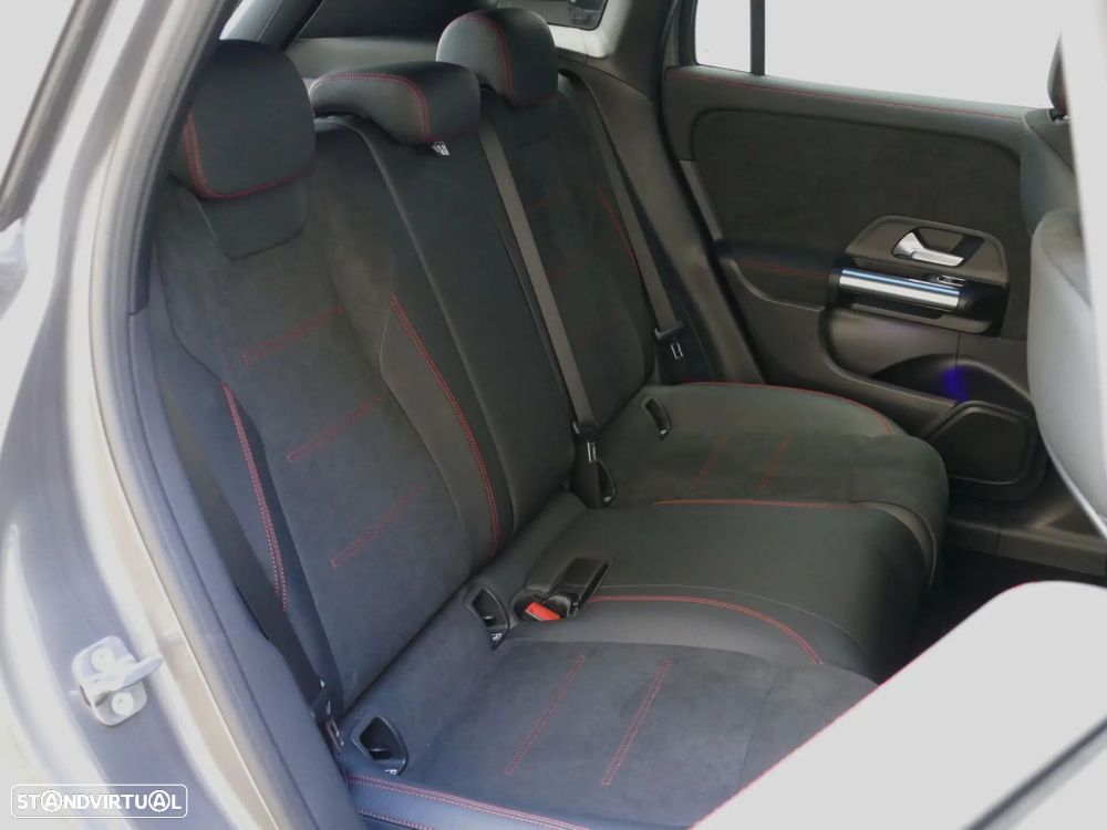 Mercedes-Benz GLA 250 e AMG Line - 32