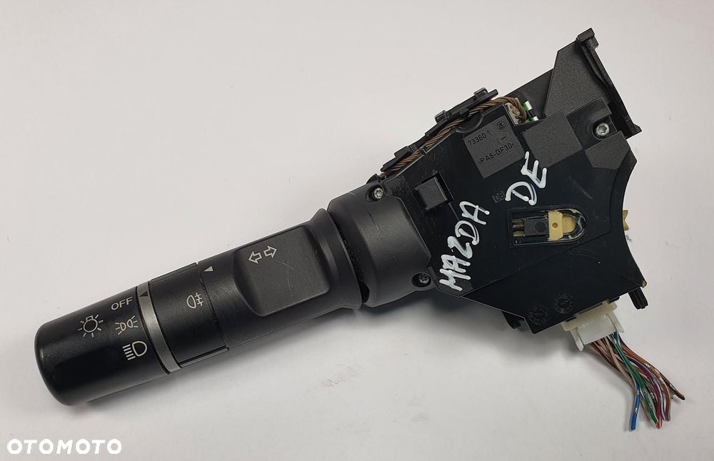 PRZEŁĄCZNIK KIERUNKOWSKAZÓW MAZDA 2 DE DF7166122 - 1