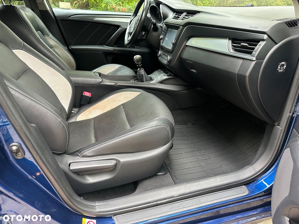 Toyota Avensis 2.0 D-4D Prestige - 8