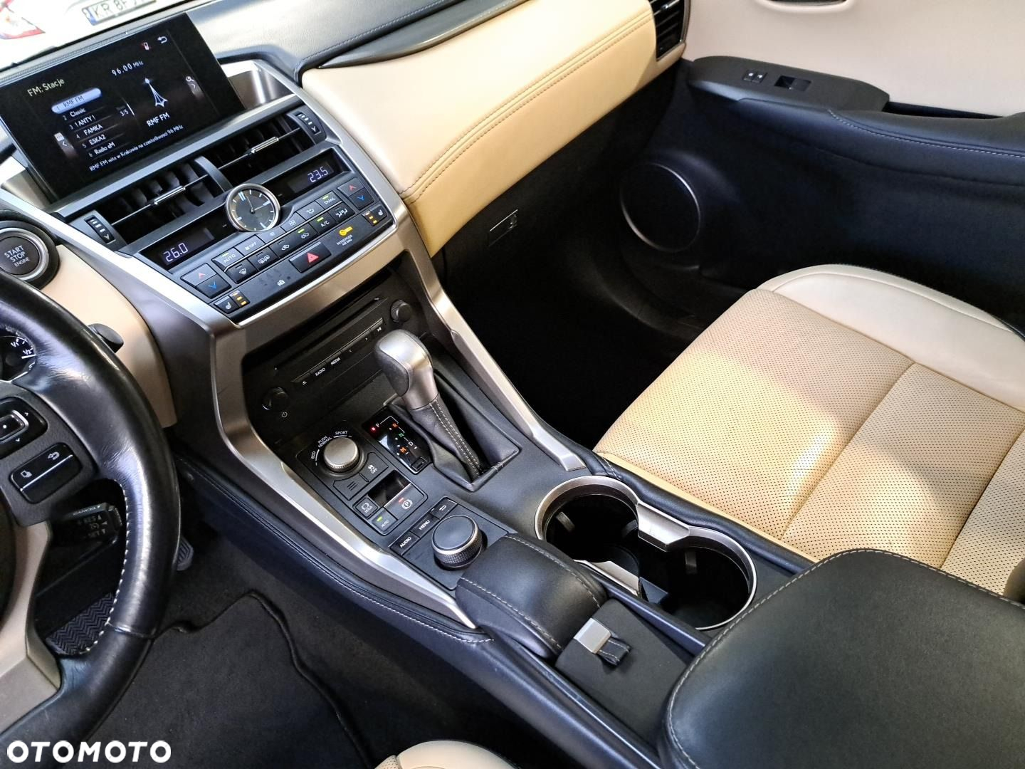 Lexus NX 200t Comfort AWD - 17