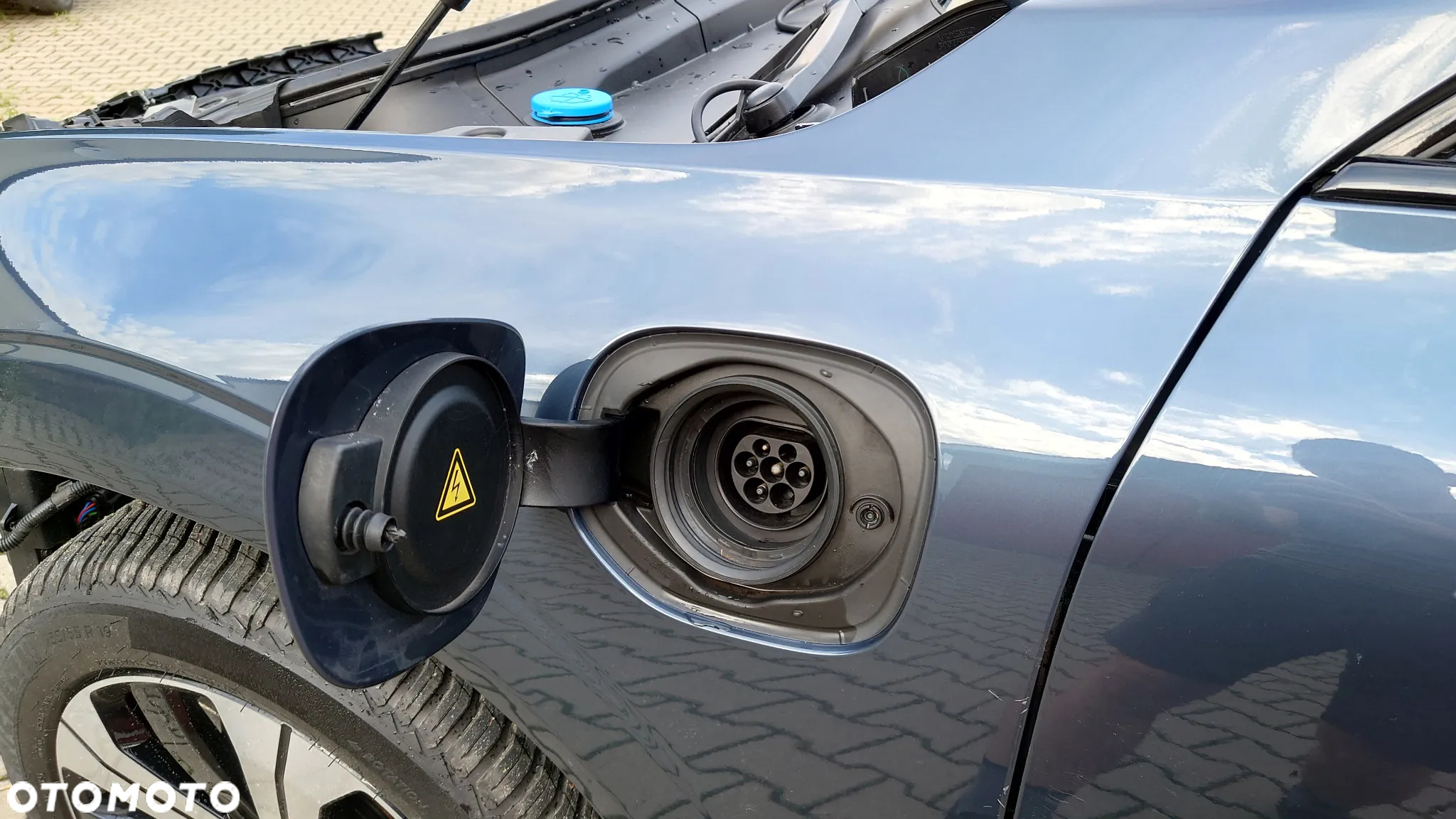 Volvo XC 60 T6 AWD Plug-in Hybrid Plus Dark - 17
