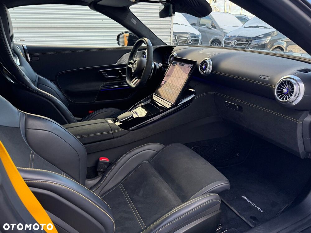 Mercedes-Benz SL AMG 63 4-Matic+ - 9