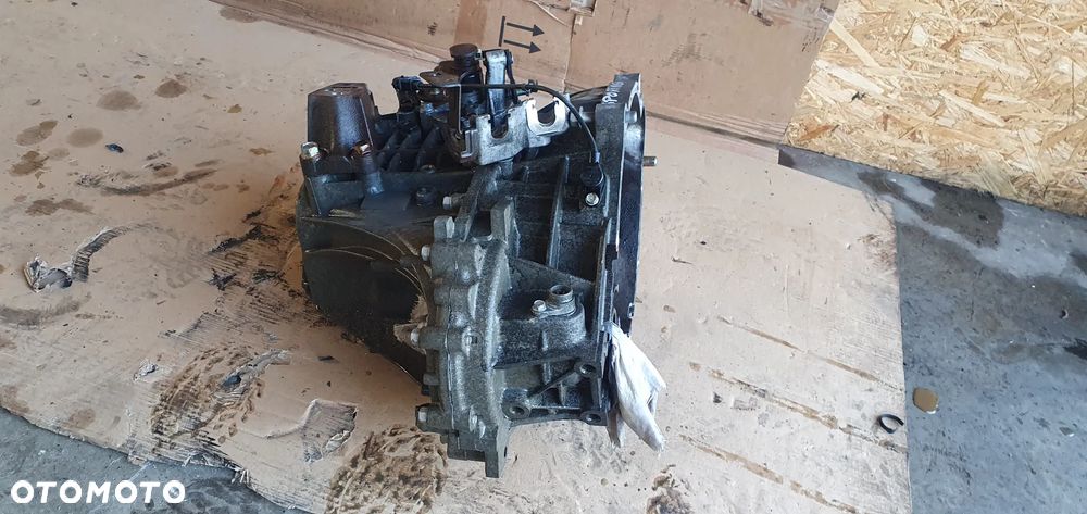 Skrzynia biegów manualna Kia Sportage III 1.7 CRDI WAJ6K - 2