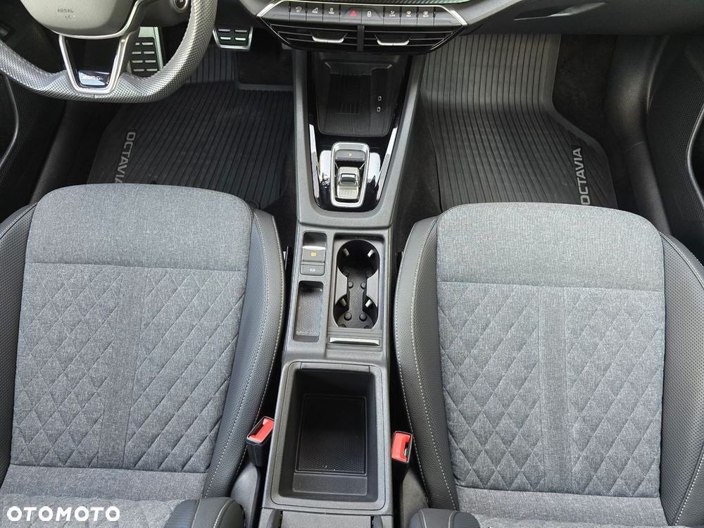 Skoda Octavia 1.5 TSI mHEV Sportline DSG - 16