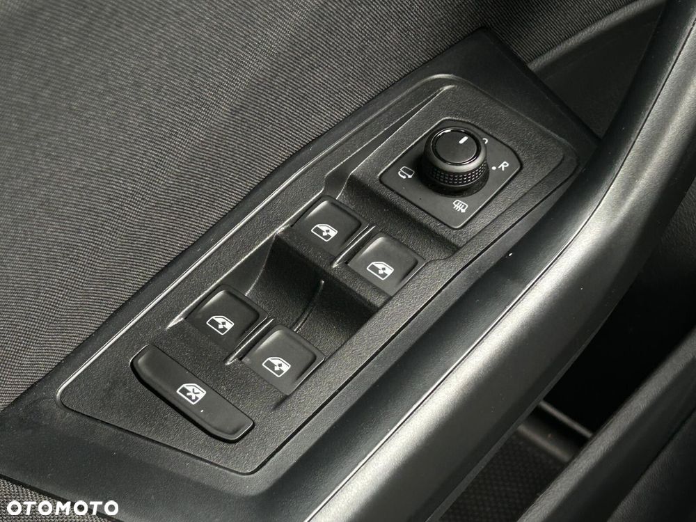 Volkswagen T-Roc 1.5 TSI Life Plus DSG - 20