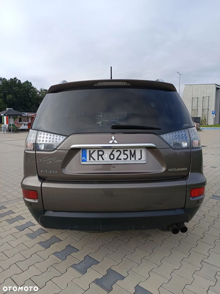 Mitsubishi Outlander 2.0 DID Invite SE - 5