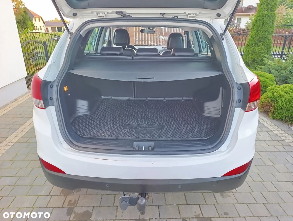 Hyundai ix35 2.0 GDI Premium 2WD - 18