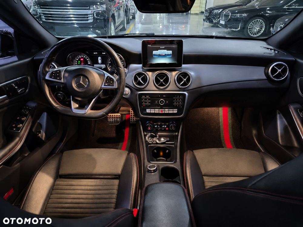 Mercedes-Benz CLA - 6