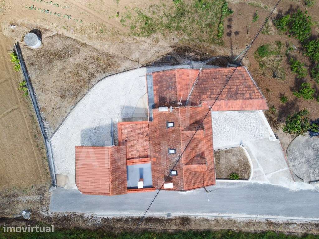 Moradia T3, Melgaço - Cela - Grande imagem: 5/27