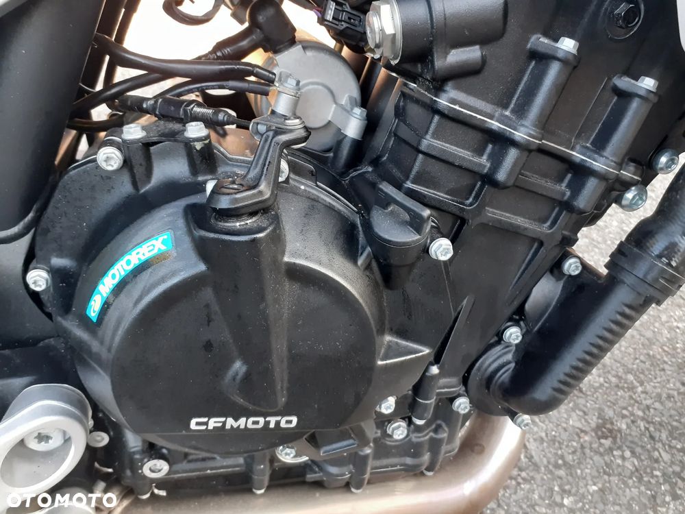 CFMoto 800NK - 9