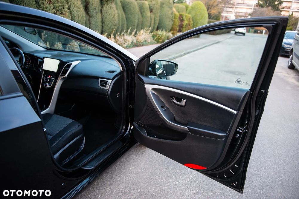 Hyundai i30 1.4 Premium - 35