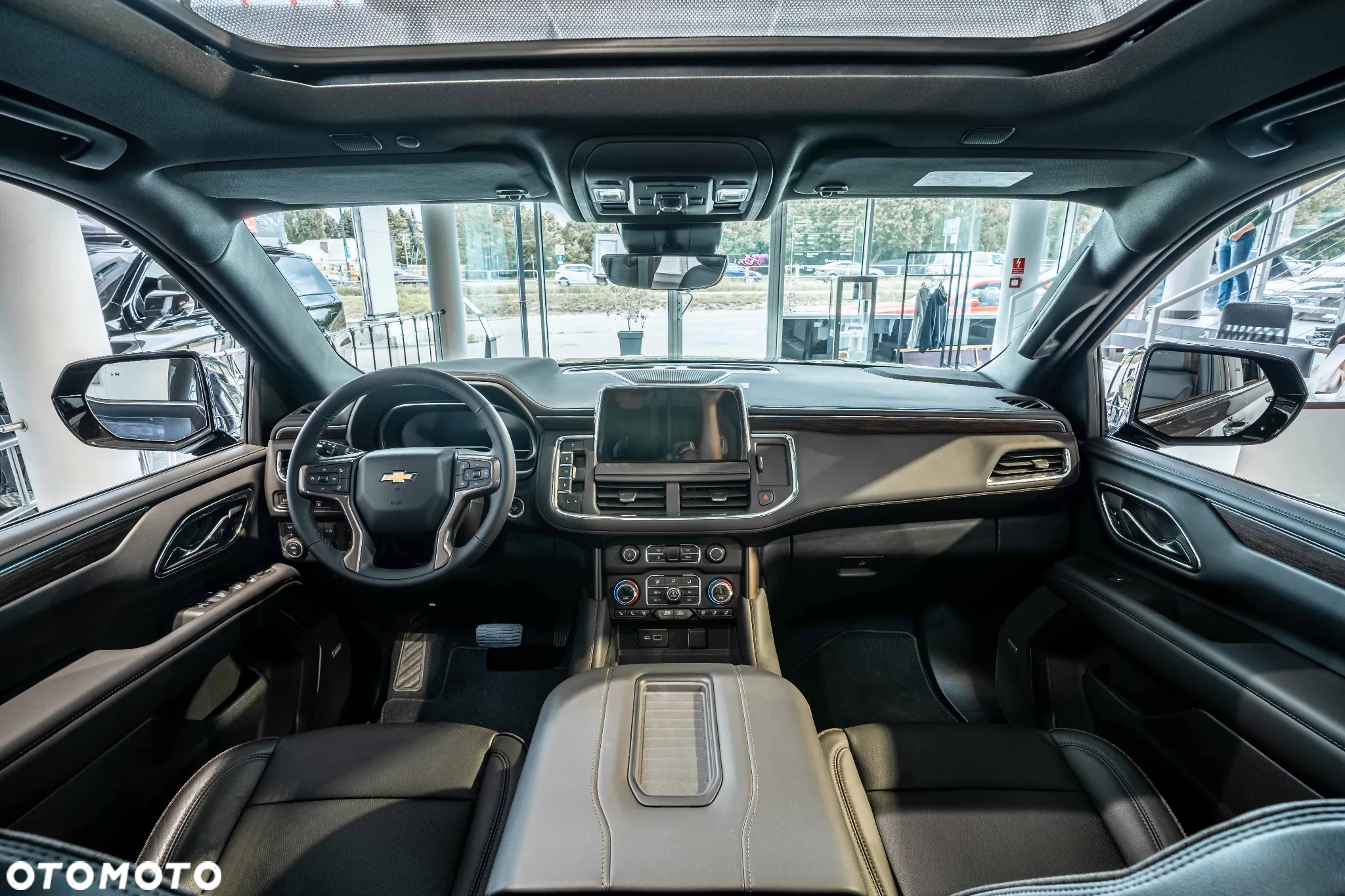 Chevrolet Tahoe - 27