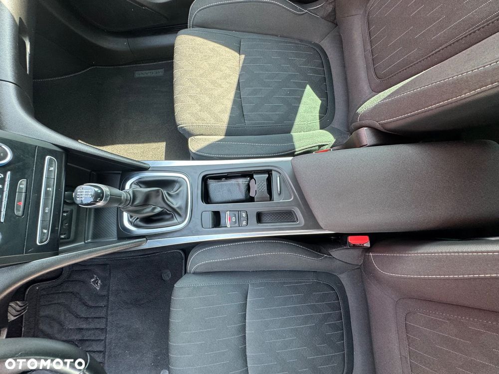 Renault Megane 1.3 TCe FAP Limited - 21
