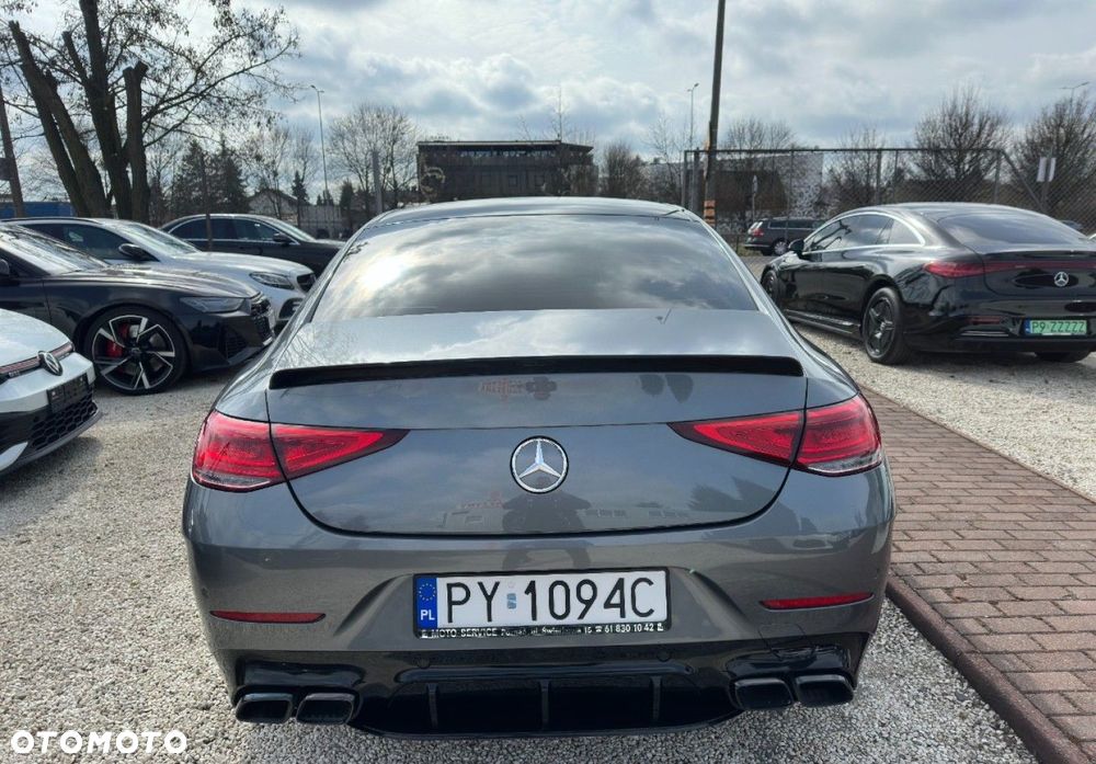 Mercedes-Benz CLS - 6