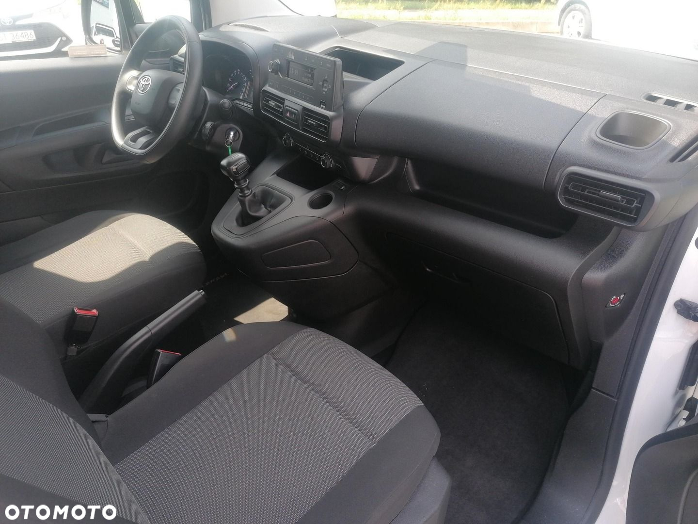 Toyota Proace City Verso 1.5 D-4D Combi - 9