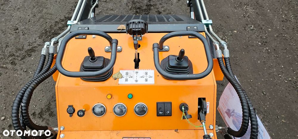 Mini Ładowarka gąsienicowa Arteer QB-480 skid steer  koparka łańcuchowa wiertnica - 4