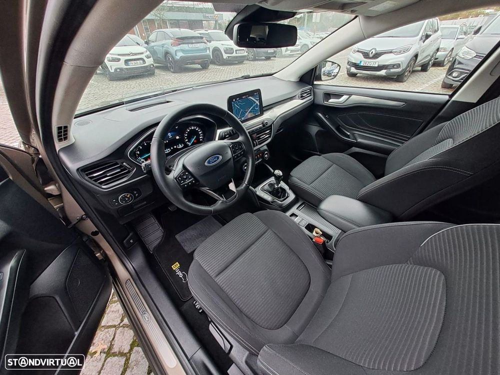Ford Focus 1.0 EcoBoost S&S TITANIUM - 15