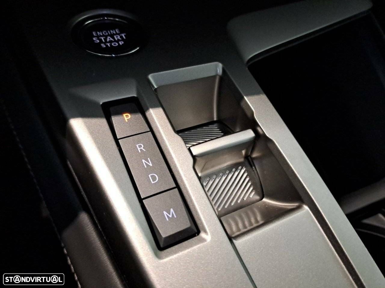 Peugeot 408 1.2 PureTech Allure EAT8 - 19