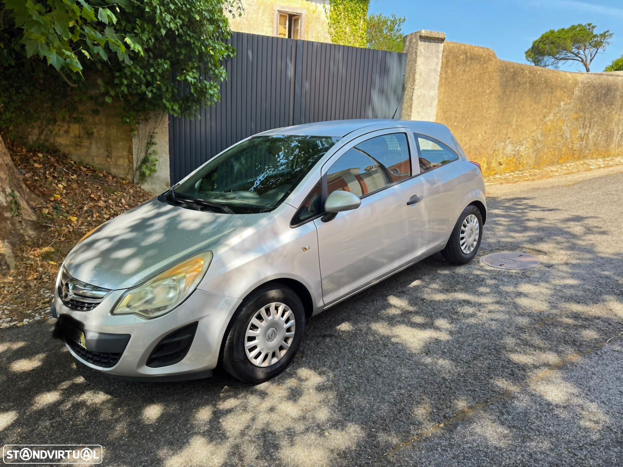 Opel Corsa - 1