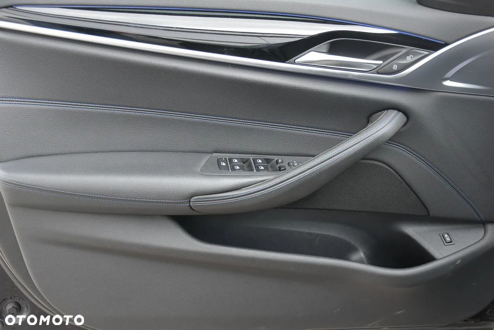 BMW Seria 5 530i xDrive M Sport Edition - 19