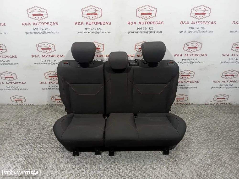 Conjunto Bancos Nissan Juke em Tecido Costuras Vermelhas Originais - 17