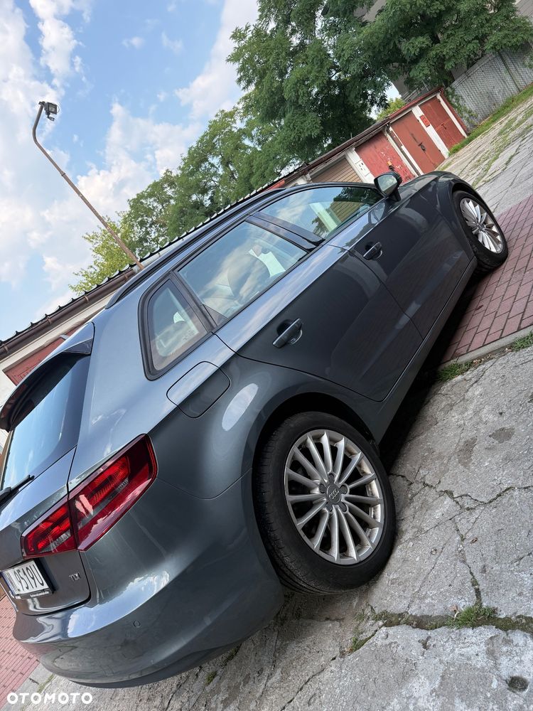 Audi A3 Sportback 2.0 TDI Attraction S tronic - 5