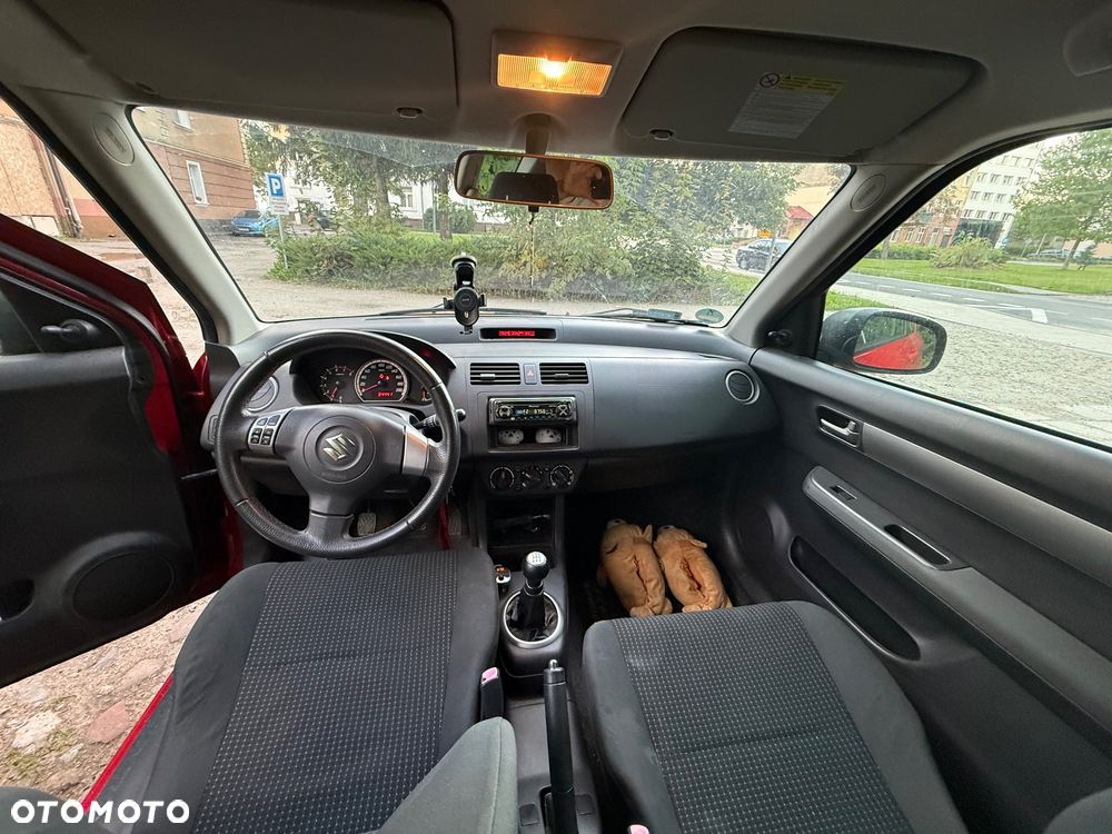 Suzuki Swift 1.3 GC (klm) - 5