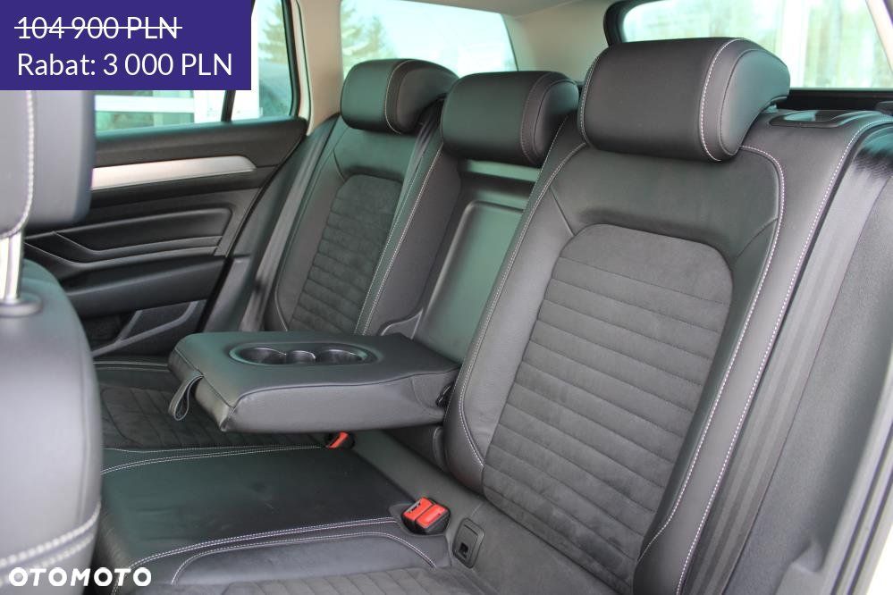 Volkswagen Passat - 12