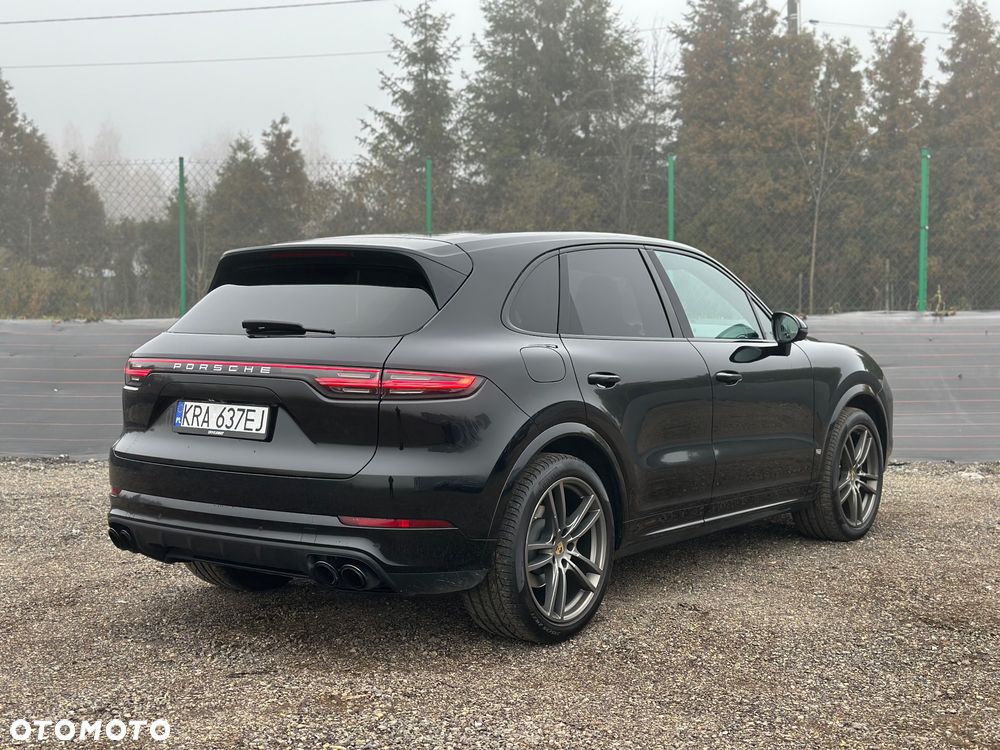 Porsche Cayenne - 13