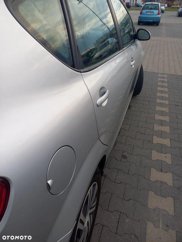 Seat Altea 2004 photo 4