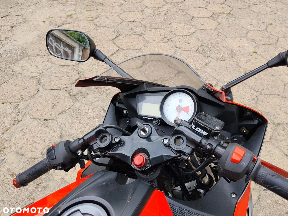 Yamaha YFZ - 4
