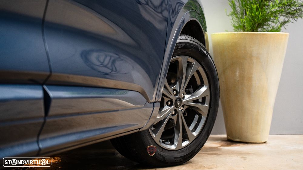 Ford Kuga 1.5 EcoBoost ST-LINE - 11