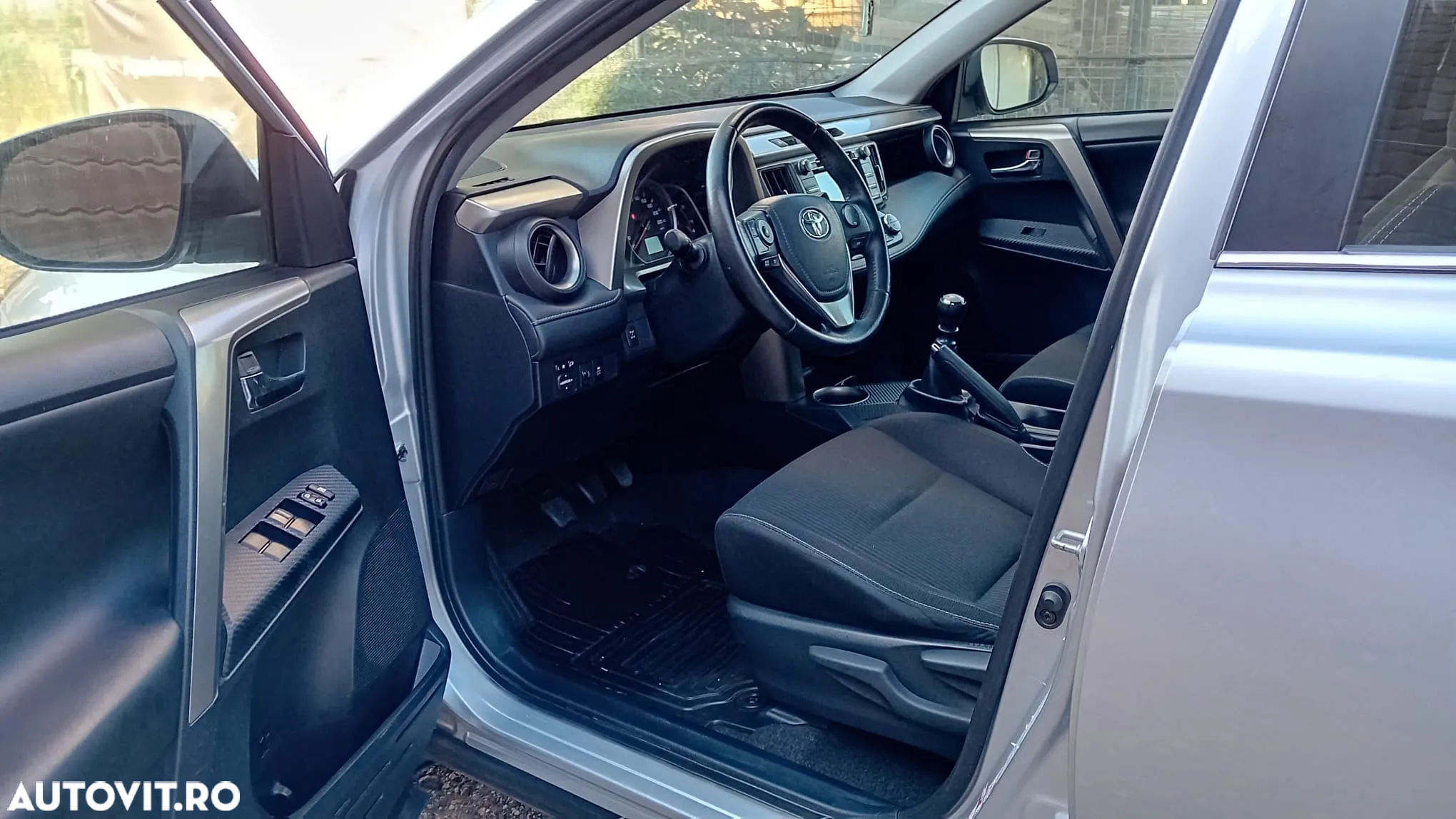 Toyota RAV4 2.2 D-4D 4WD Executive - 6