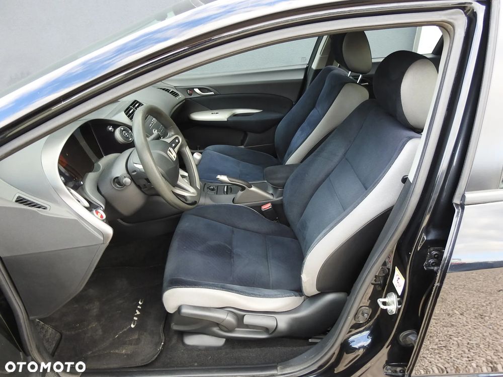 Honda Civic 1.4 Comfort - 9