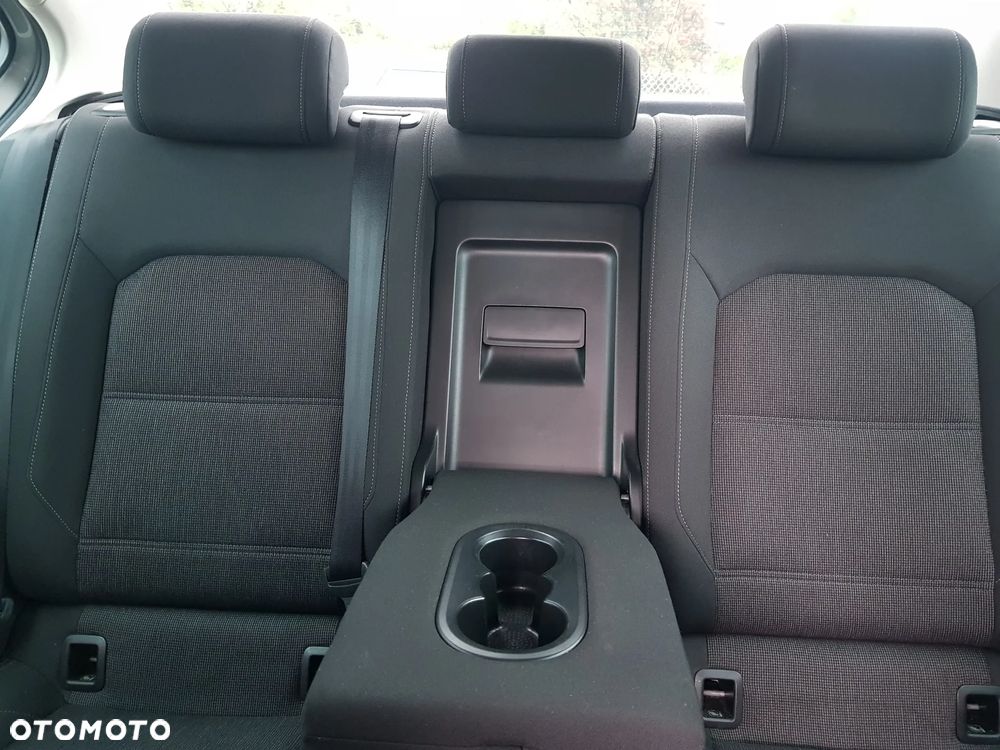 Volkswagen Passat 1.8 TSI BMT Comfortline DSG - 25