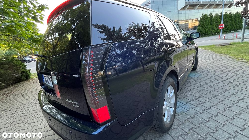 Cadillac SRX - 17