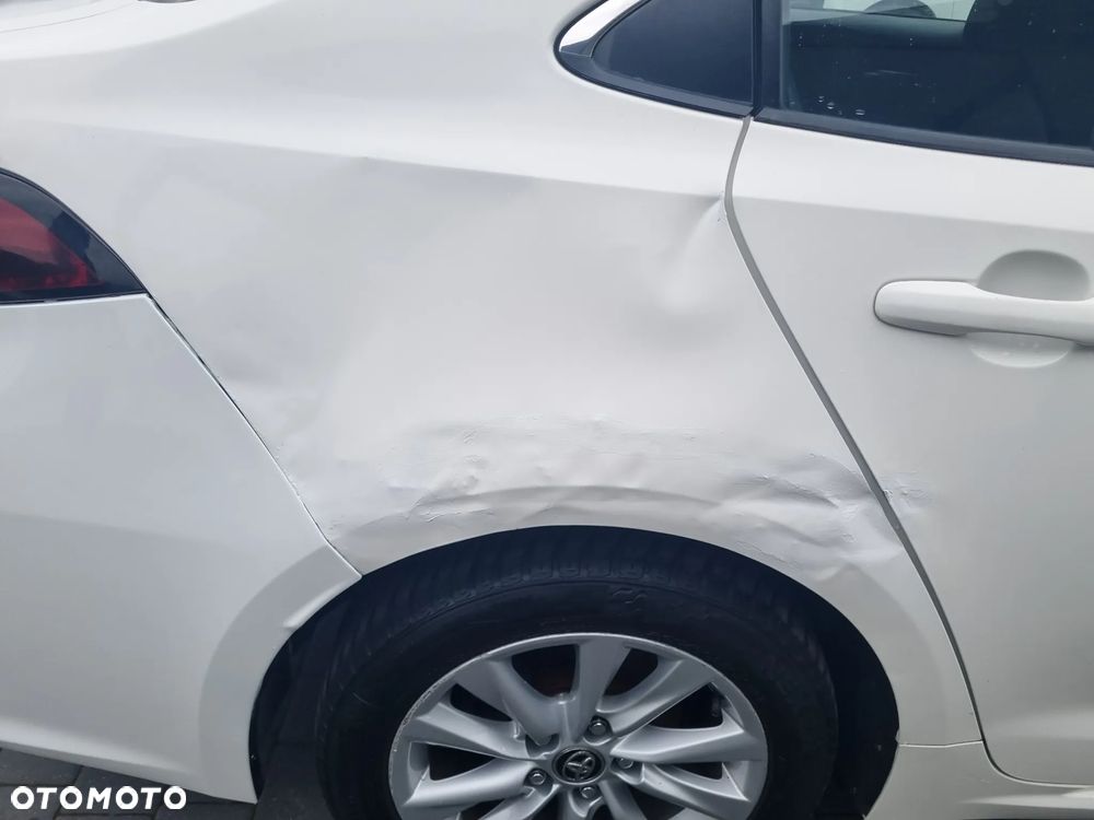 Toyota Corolla 1.8 Hybrid GPF Comfort - 15
