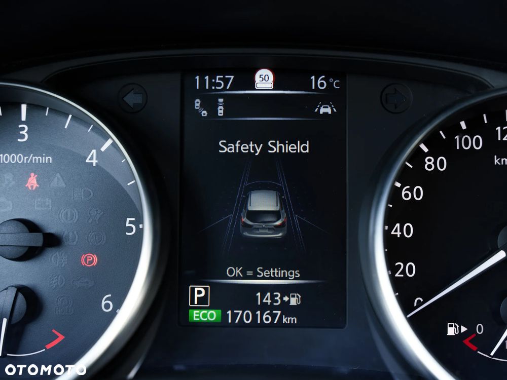 Nissan Qashqai 1.6 dCi Xtronic TEKNA+ - 26