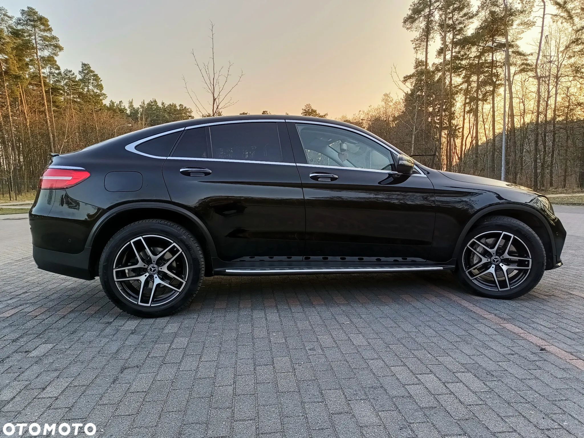 Mercedes-Benz GLC Coupe 220 d 4-Matic - 1