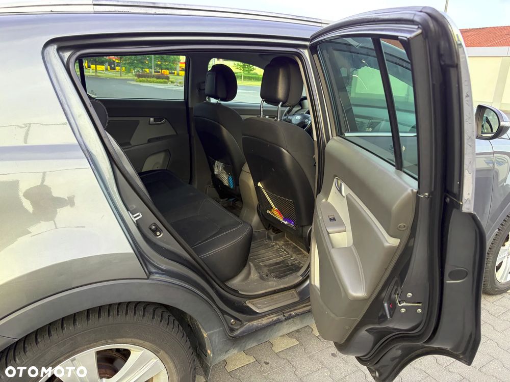 Kia Sportage 2.0 L 2WD - 10