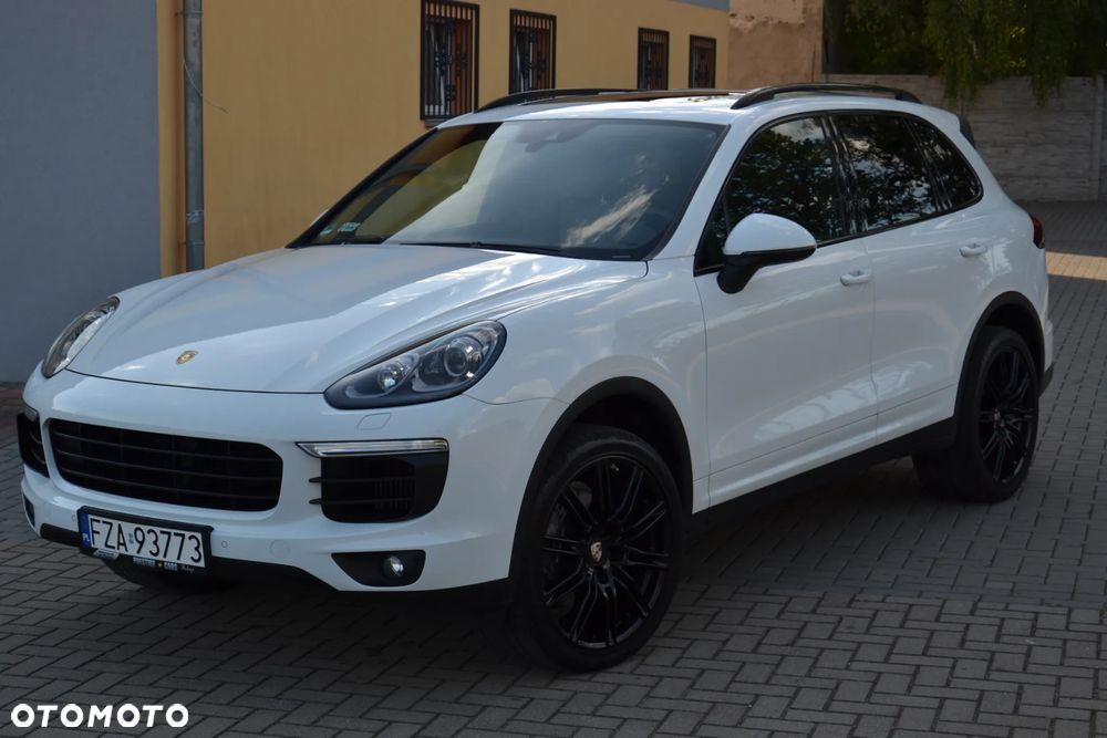 Porsche Cayenne Diesel Platinum Edition - 3